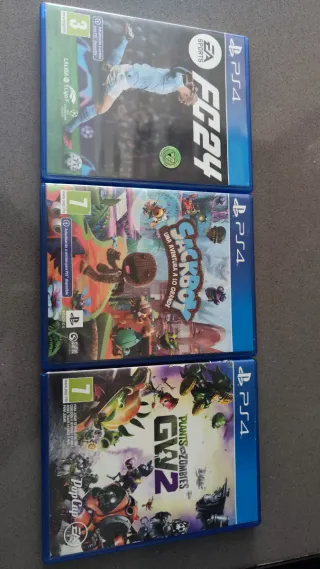 PS4 1TB + Mando + 7 Juegos