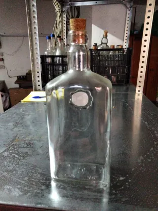 Bottiglie di vetro rettangolari (12 unità)