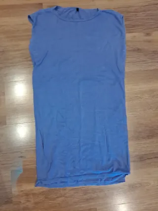 Camiseta Benetton sin mangas larga lila