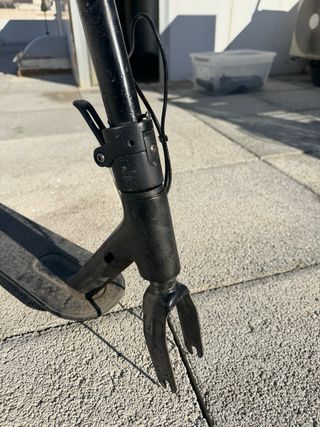 Chasis Xiaomi M365 con piezas