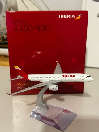 Maqueta Airbus A350-900 Iberia
