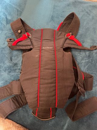 Mochila Porta Bebé BabyBjörn Roja