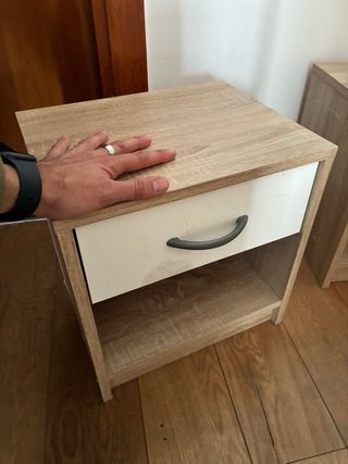 Mesita de noche Ikea