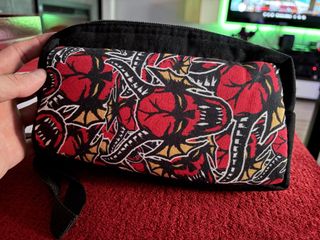 Neceser Stranger Things Diseño Monstruos