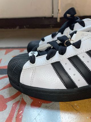 Adidas Superstar II Talla 39 Nuevas