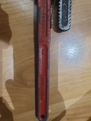 Llave grifa Zubi-Ondo Forjada 14