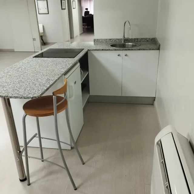 Mueble cocina mostrador bajo esquina frigo vitro