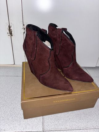 Botines de piel burdeos