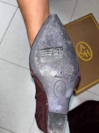 Botines de piel burdeos