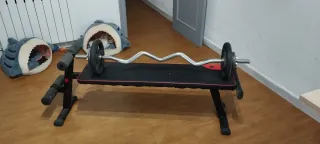 Conjunto banco de abdominales plegable+ pesas