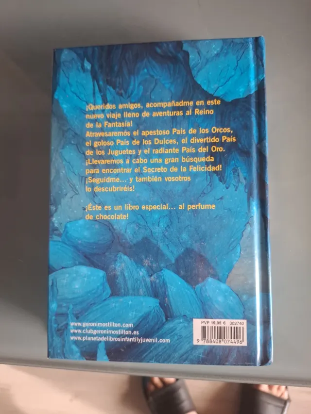 Regreso al Reino de la Fantasía: ¡Libro con olo...