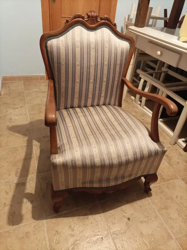 Poltrona anni '50 in legno e tessuto