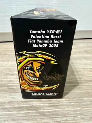 Minichamps Yamaha YZR-M1 2008 Rossi 1:12