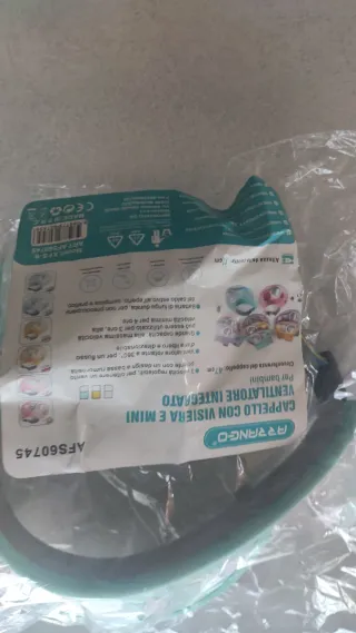 Visiera Bambino Azzurra con Disegni e ventilatore