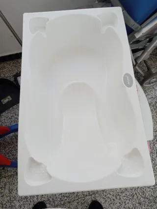 Bañera bebé con soporte plegable