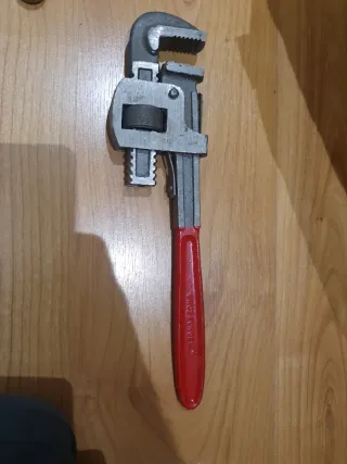 Llave grifa 300mm 12" en forja