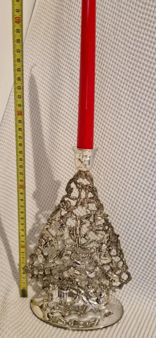 Portacandele in Silver Plait con candela rossa