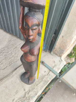 Figuras Africanas de Madera Decorativas
