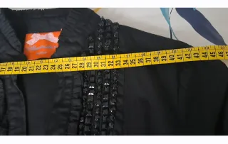 Vestido Almatrichi negro con pedrería