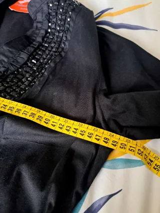 Vestido Almatrichi negro con pedrería