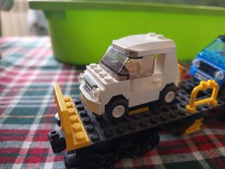 Tren Lego con vagones y coches set 60052