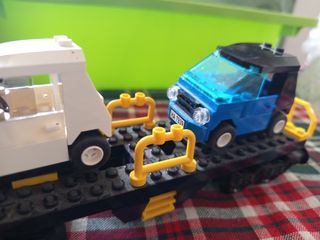 Tren Lego con vagones y coches set 60052