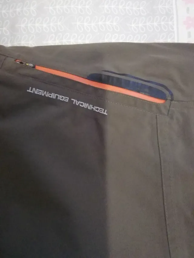 Pantalón Chiruca Orfeo Talla S Verde Oliva.