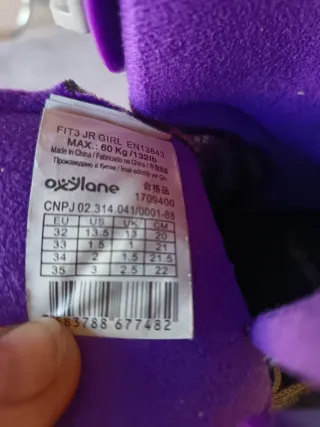 Patines en línea morados y grises