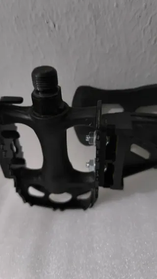 Pedales bicicleta con estriberas