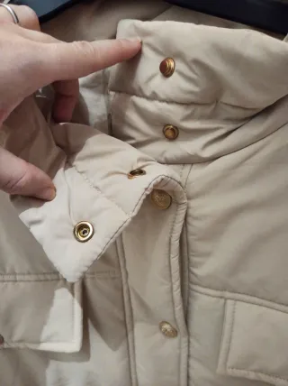 Abrigo acolchado beige mujer