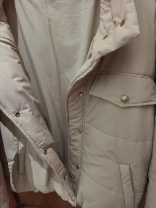 Abrigo acolchado beige mujer