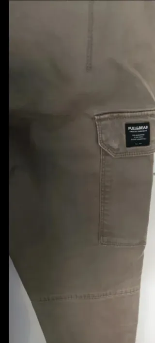 Pantalón cargo Pull&Bear