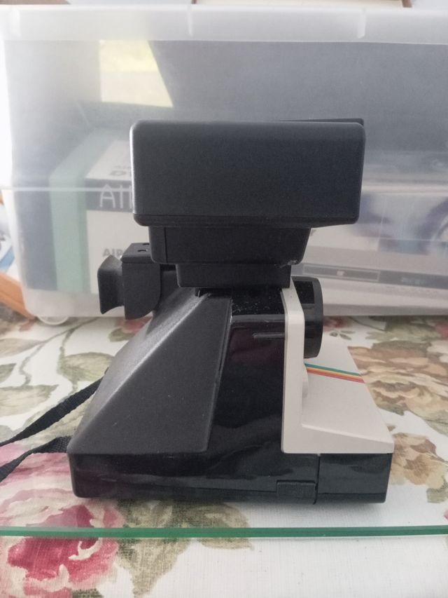 Cámara Polaroid 1000