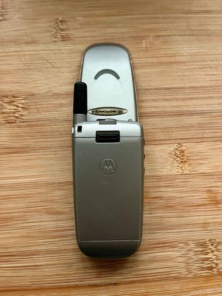 Motorola V51 Cellulare a Conchiglia Argento
