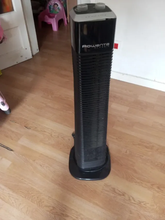 Ventilador Rowenta Torre Negro/Gris