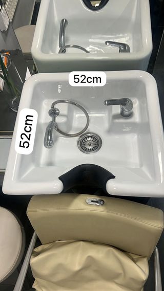 Lavacabezas Peluquería Blanco y grifería incluida