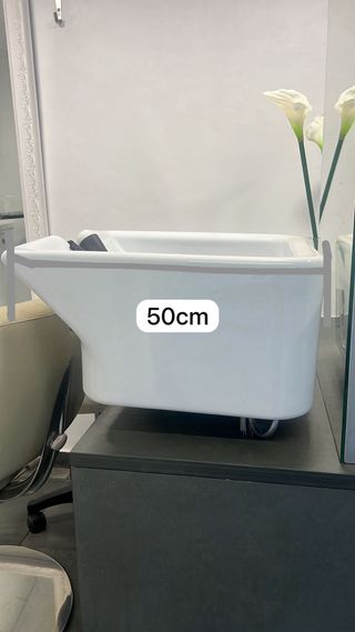 Lavacabezas Peluquería Blanco y grifería incluida