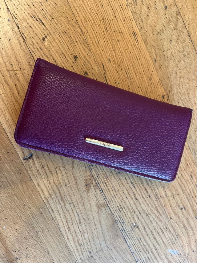 Tarjetero Parfois Morado