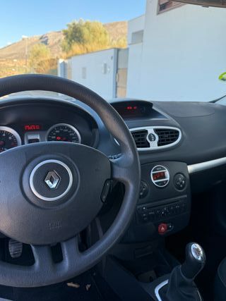 Renault Clio 2011