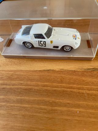 Modellino Ferrari 159 in box