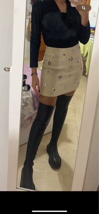 Botas altas negras por encima de la rodilla zara