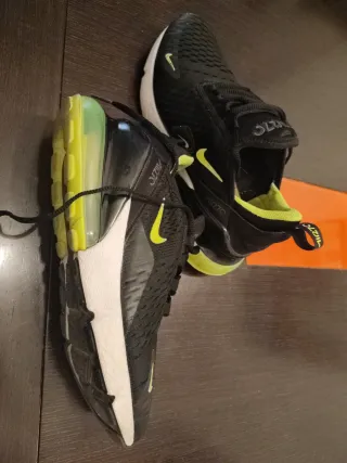 Zapatillas Nike Air 270 Talla 38 .Niño. No envio.