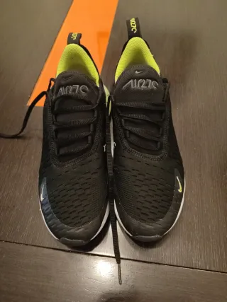 Zapatillas Nike Air 270 Talla 38 .Niño. No envio.