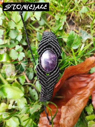 Bracciale in macrame con ametista