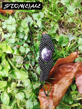 Bracciale in macrame con ametista