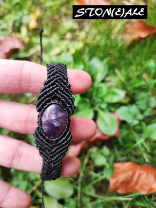 Bracciale in macrame con ametista