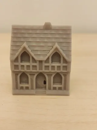 Casa stile Tudor miniatura