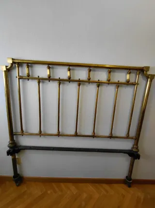 Cabecero latón 135cm