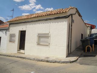 Casa Planta Baja con 175m2 de solar a REFORMAR