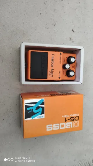 Guitarra Eléctrica Negra Estuche